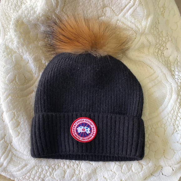 Canada Goose Accessories - Canada Goose Black Knit Hat with Brown Faux Fur Pom